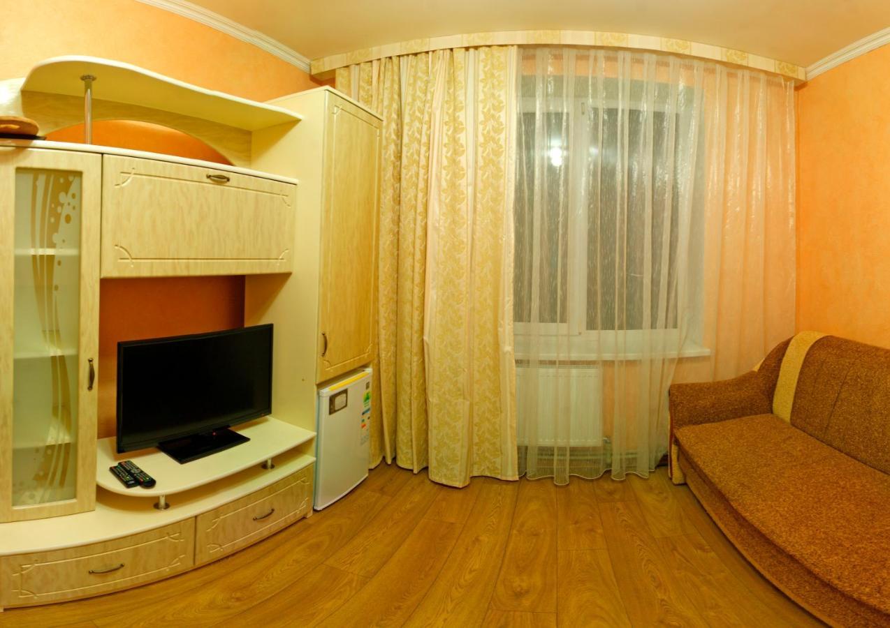 De Luxe Khmil'nyk Exterior foto